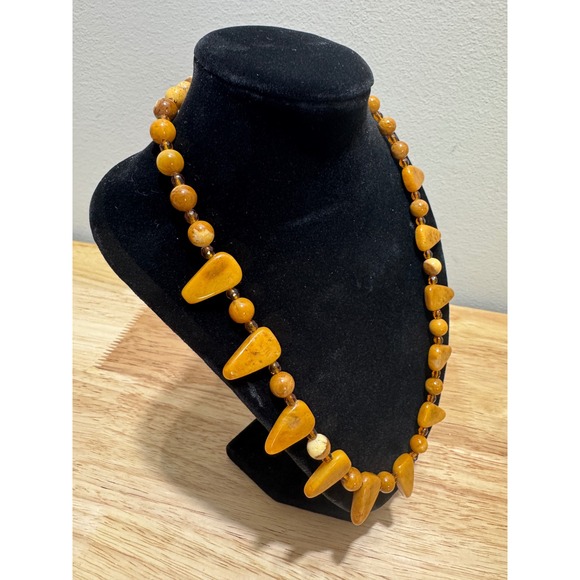 Vintage 19" Polished Beaded Agate Necklace and Earrings Set - Picture 7 of 16